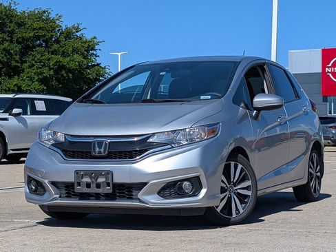 Used 2018 Honda Fit EX image 2