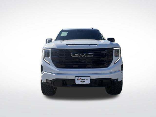 Used 2026 GMC Sierra 1500 Elevation w/ Elevation Premium Package AWD/4WD image 2