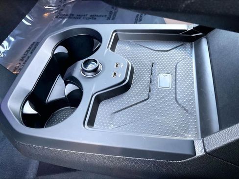 Used 2025 BMW iX xDrive50 w/ Convenience Package image 36