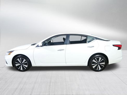 Used 2022 Nissan Altima 2.5 SV image 4