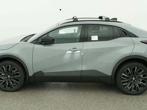 New 2026 Toyota C-HR AWD/4WD image 5