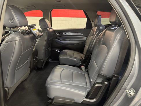 Used 2018 Buick Enclave Essence w/ Trailering Package FWD image 16