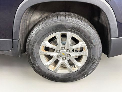 Used 2020 Chevrolet Traverse LT AWD/4WD image 35