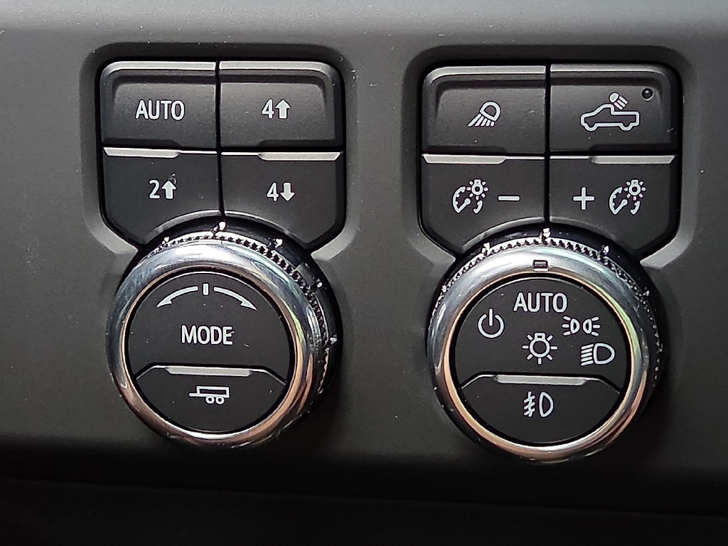 Used 2024 GMC Sierra 1500 Denali Ultimate AWD/4WD image 16