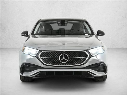 New 2026 Mercedes-Benz E 350 4MATIC Sedan image 2