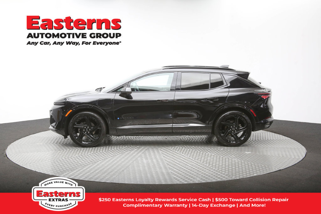 Used 2024 Chevrolet Equinox EV RS FWD image 59