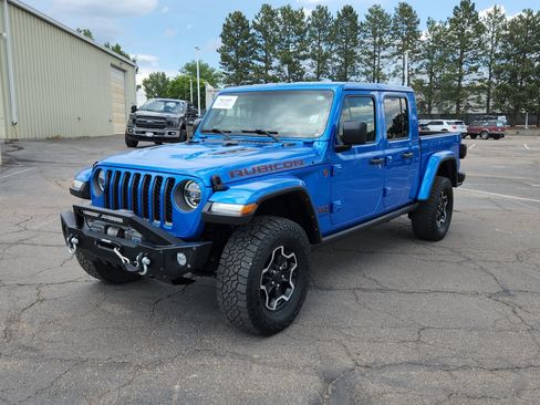 Used 2022 Jeep Gladiator Rubicon w/ LED Lighting Group AWD/4WD image 2