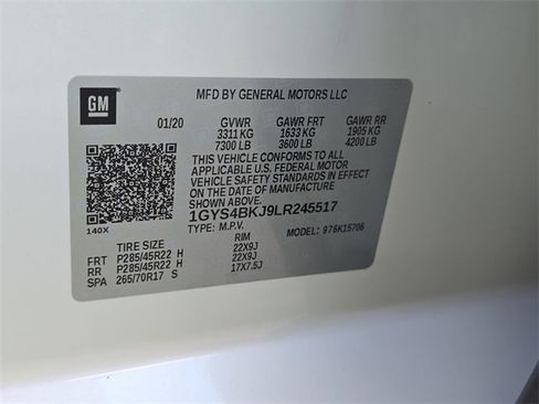 Used 2020 Cadillac Escalade Luxury w/ LPO, Radiant Package image 38