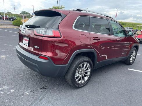 Used 2019 Jeep Cherokee Latitude Plus w/ Safety Group image 8