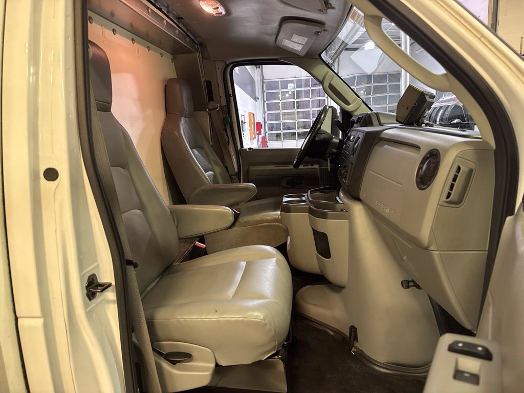 Used 2019 Ford E-350 and Econoline 350 Super Duty w/ Power Windows & Locks Group RWD image 24