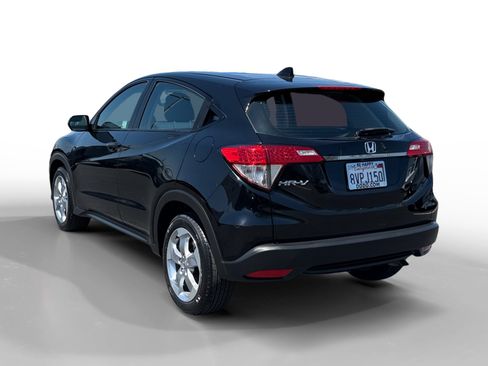 Certified 2021 Honda HR-V LX image 3