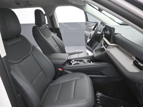 New 2025 Ford Explorer Active w/ Active Comfort Package image 27