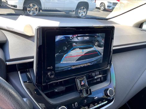 Used 2023 Toyota Corolla LE image 20