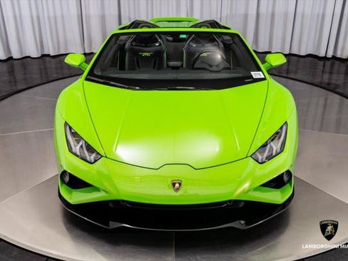 Used 2021 Lamborghini Huracan EVO RWD image 5