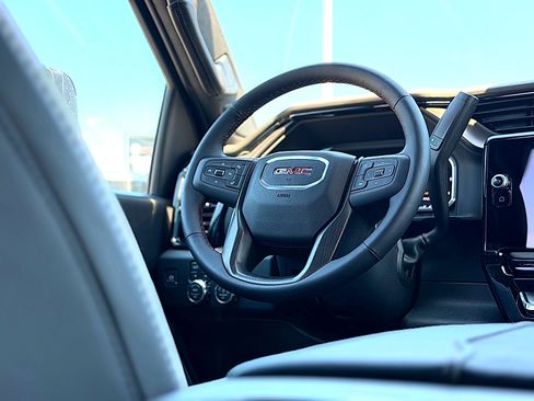 New 2026 GMC Sierra 2500 AT4X w/ AT4X AEV Edition AWD/4WD image 30
