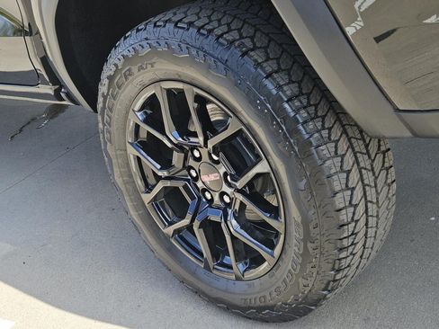 New 2026 GMC Canyon Elevation w/ Convenience Package AWD/4WD image 5