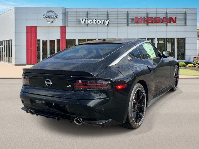 New 2027 Nissan Z Performance RWD image 3