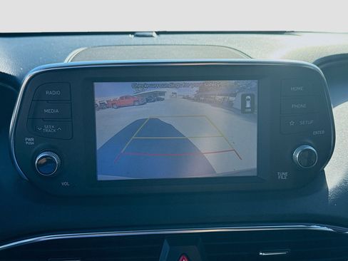 Used 2020 Hyundai Santa Fe SE image 10