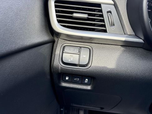 Used 2019 Kia Optima S w/ S Panoramic Sunroof Package image 28