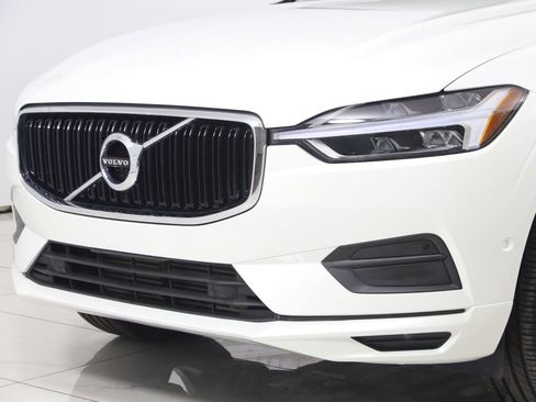 Used 2019 Volvo XC60 T5 Momentum w/ Multimedia Package image 53