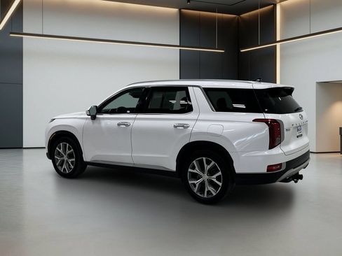 Used 2021 Hyundai Palisade SEL w/ Premium Package AWD/4WD image 3