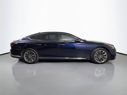 Used 2020 Lexus LS 500 w/ Interior Upgrade Package RWD image 4
