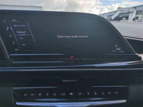 Used 2024 Cadillac Escalade Sport image 22