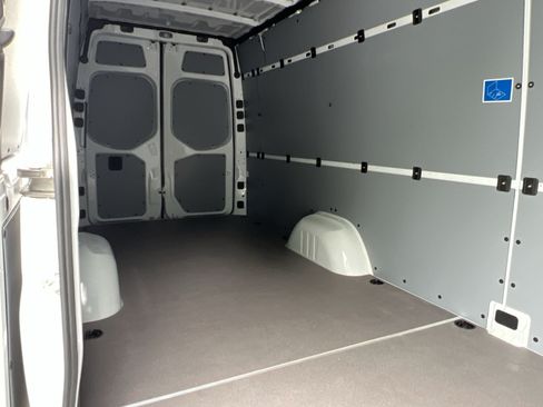 New 2026 Mercedes-Benz Sprinter 2500 image 31