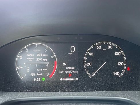 Used 2024 Honda CR-V EX-L image 11