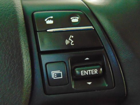 Used 2012 Lexus RX 350 AWD w/ Premium Pkg image 23