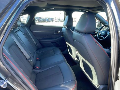 Used 2023 Hyundai Sonata SEL Plus image 16