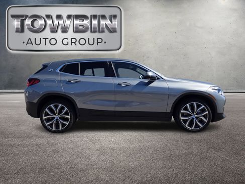 Used 2023 BMW X2 sDrive28i w/ Convenience Package image 3