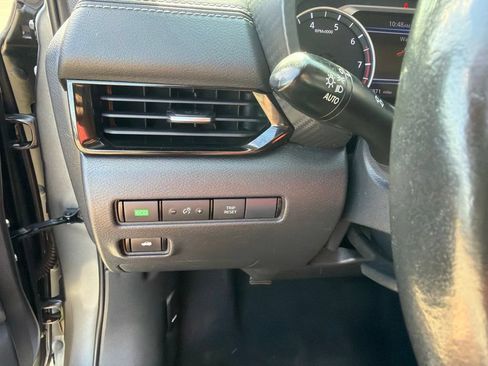 Used 2022 Nissan Sentra SV FWD image 28