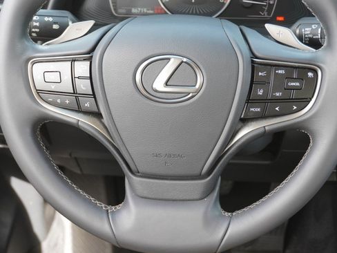 Used 2019 Lexus ES 350 w/ Premium Package image 28