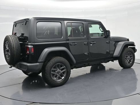 Used 2024 Jeep Wrangler Unlimited Sport AWD/4WD image 7