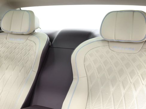 Used 2022 Bentley Flying Spur V8 AWD/4WD image 75