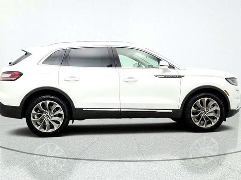 Used 2023 Lincoln Nautilus Reserve w/ Equipment Group 201A AWD/4WD image 4