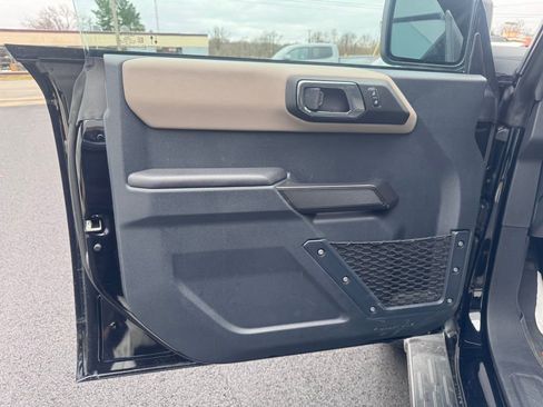 Used 2024 Ford Bronco Wildtrak image 10