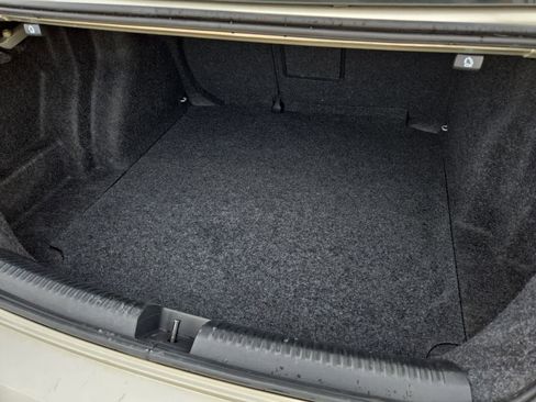 Used 2016 Volkswagen Jetta SE image 32