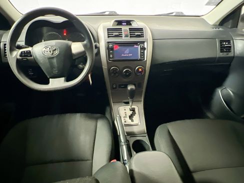 Used 2013 Toyota Corolla S FWD image 29