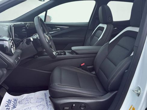 New 2026 Chevrolet Blazer EV LT FWD image 21