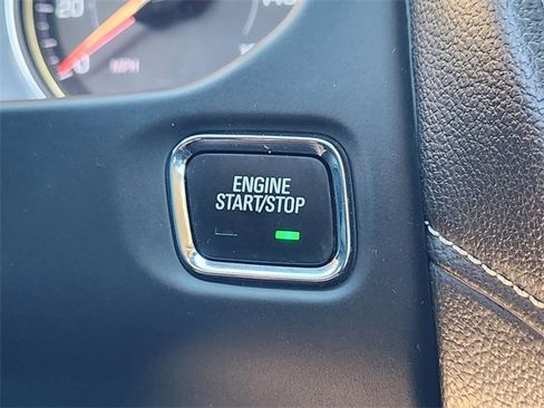 Used 2023 GMC Acadia SLE w/ Driver Convenience Package image 20