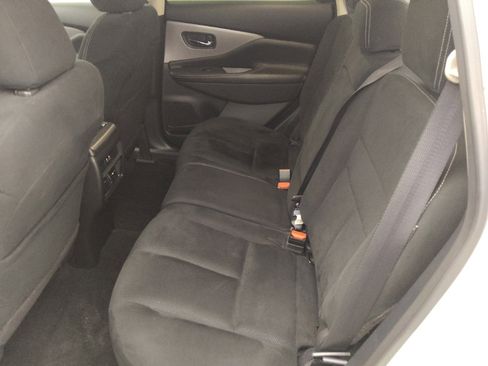 Used 2019 Nissan Murano SV image 18