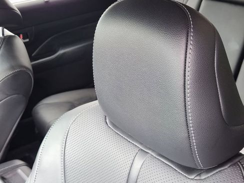 Certified 2025 Toyota Grand Highlander FWD image 13