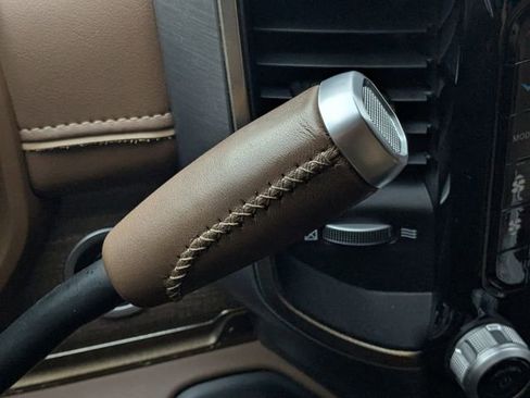 Used 2024 RAM 2500 Limited w/ Towing Technology Group image 24