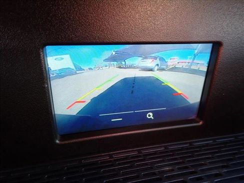 Used 2018 Ford Transit 350 XLT image 24