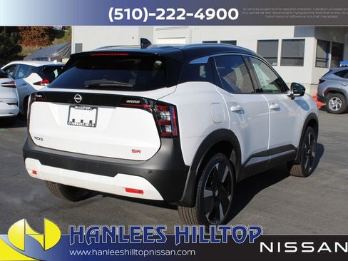 New 2025 Nissan Kicks SR w/ Illumination Package image 7