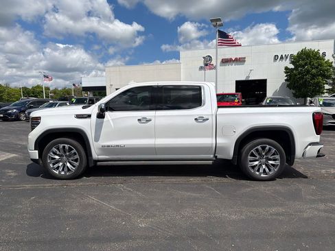 Used 2024 GMC Sierra 1500 Denali AWD/4WD image 10