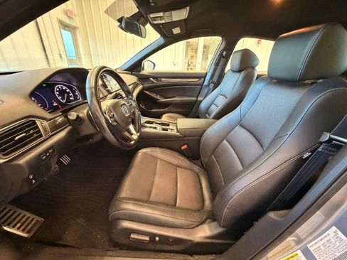 Used 2020 Honda Accord Sport image 10