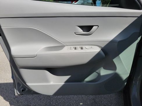 Certified 2024 Hyundai Kona SEL w/ Convenience Package AWD/4WD image 12